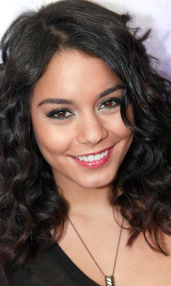 Cosmo Beauty: Vanessa Hudgens