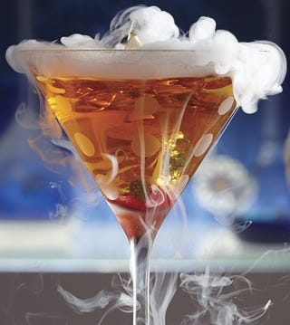 Drinkware, Liquid, Alcoholic beverage, Drink, Glass, Barware, Fluid, Alcohol, Tableware, Amber, 
