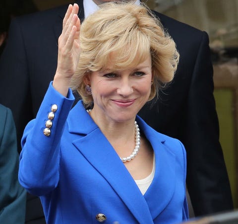 naomi watts is absolutely uncanny as princess diana diana trailer