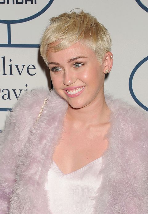 Miley Cyrus Furry Coat - Miley Cyrus Grammys