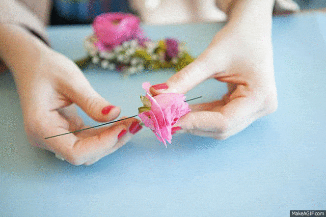 How to Make an Easy DIY Flower Crown - Step-by-Step Flower Crown Tutorial