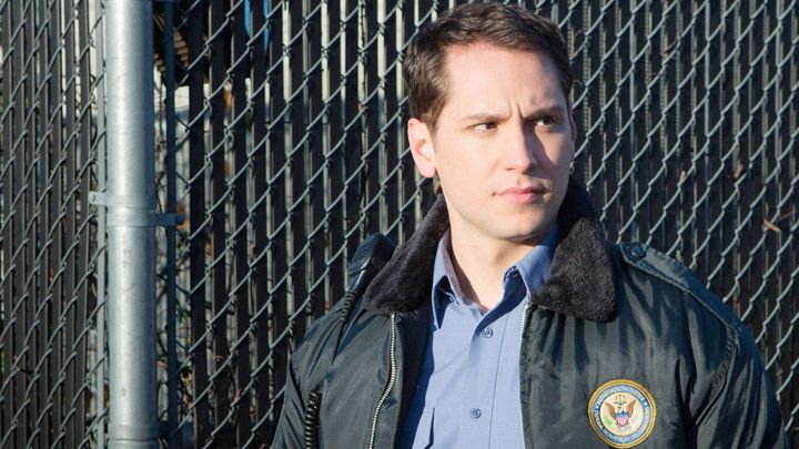 Q A Orange Is The New Black S Matt Mcgorry Talks Fans Who Want Him To Sit On Their Faces