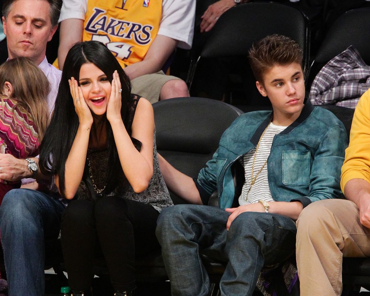 Selena Gomez And Justin Bieber Sexting