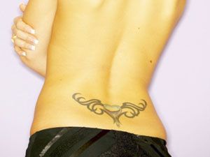 Do Tramp Stamps Indicate Female Promiscuity Lower Back Tattoo Sex Study