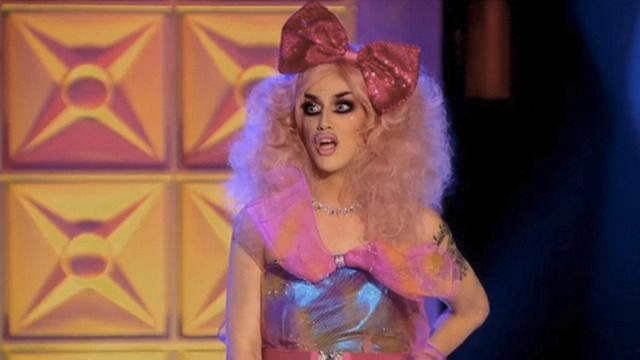 rupaul pink wig