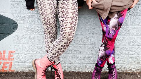 Leg, Human leg, Joint, Purple, Pink, Style, Magenta, Pattern, Colorfulness, Fashion, 