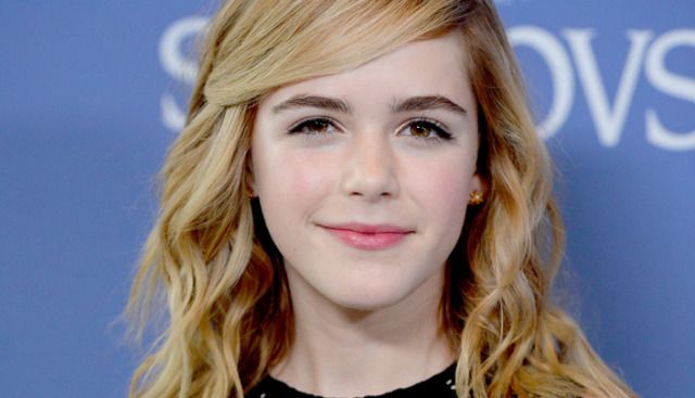 Kiernan Shipka To Star In 'Flowers In The Attic' - Lifetime's Flowers ...