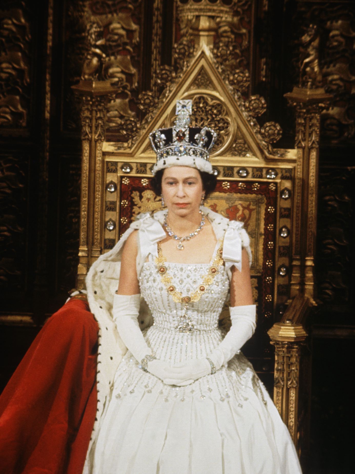 Una vita da Regina Elisabetta, le foto più belle