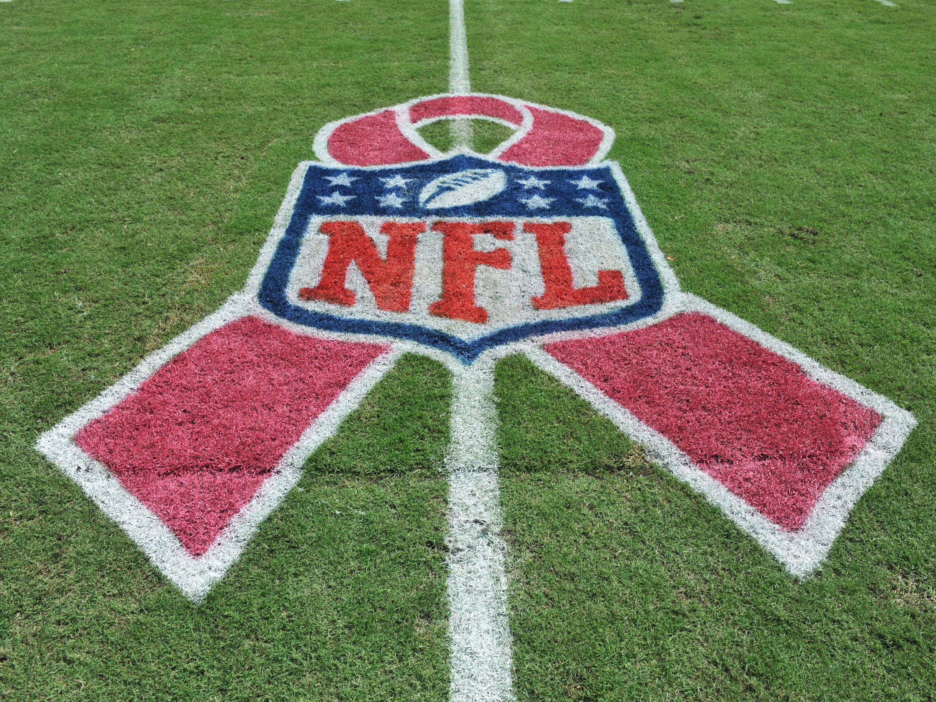 NFL's A Crucial Catch: Football's breast cancer awareness initiative is  about saving women's lives and recruiting female fans.