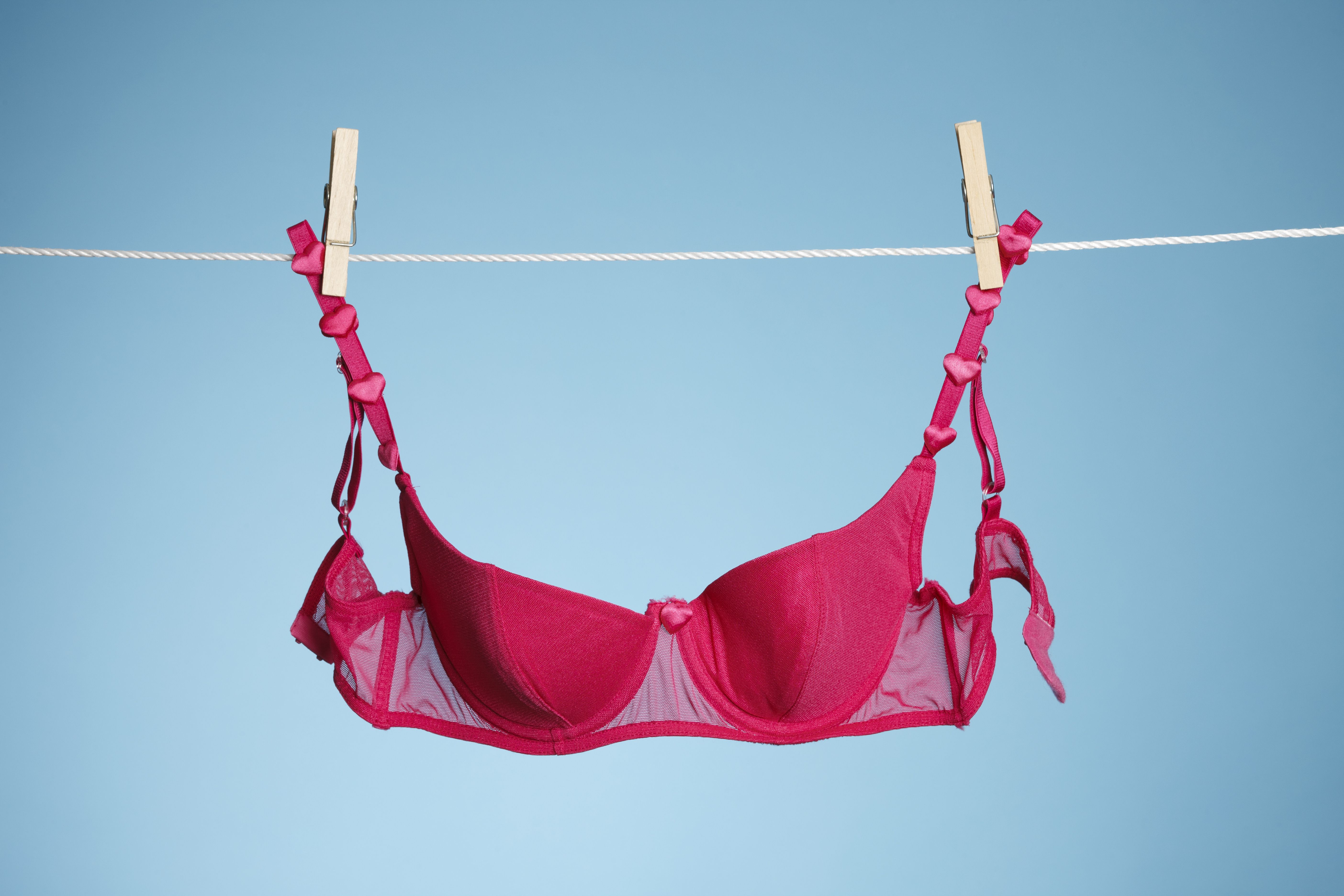 Woman claims a bra should only 'last 30 days' - if you're wearing