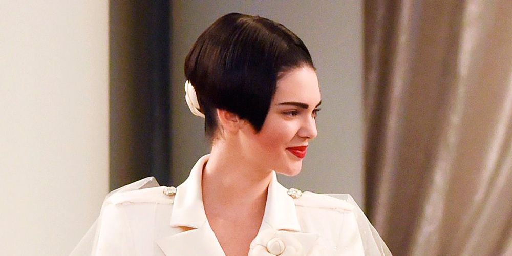 Kendall Jenner Has Blonde Hair at Burberry Fashion Show