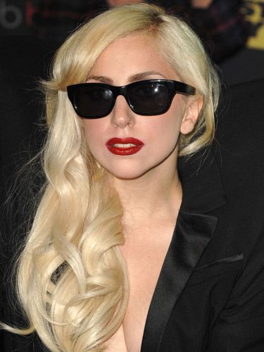 Lady gaga with top sunglasses