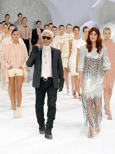 Karl Lagerfeld's Best Ever Runway Collections, As Chosen By Team