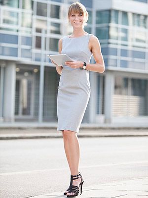 Work Uniform: Why Women Should Wear The Same Outfit Every Day