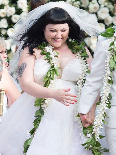 Weding Sex Porn 3d Captions - Beth Ditto in Jean Paul Gaultier for wedding to long-term girlfriend