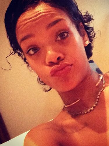 13 of Rihanna's Trendiest Short Hairstyles - 2019
