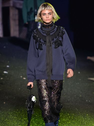 Marc Jacobs Once Called Cara Delevingne a 'Dwarf' And Refused To Cast Her  In Louis Vuitton Runway Show – StyleCaster