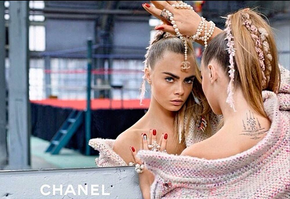 SPOTTED: Cara Delevingne in Men's Supreme Boxers and Chanel – PAUSE Online