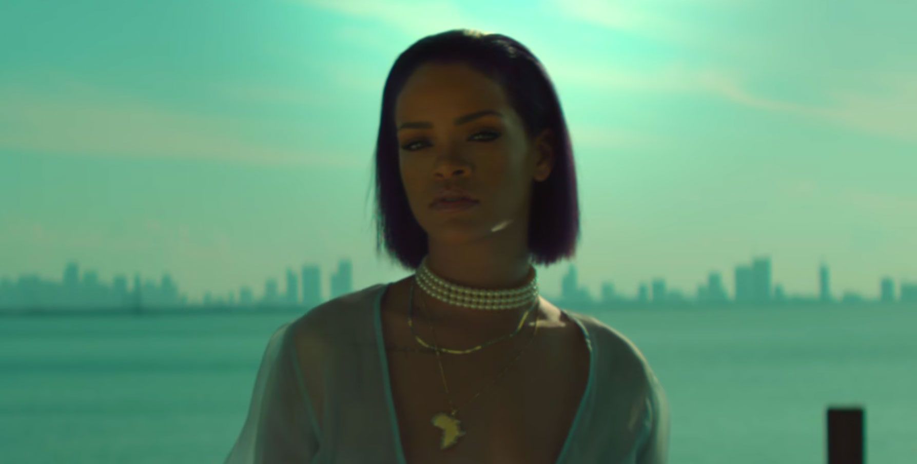 Rihanna Fucking - Rihanna Needed Me Video - Rihanna Music Videos