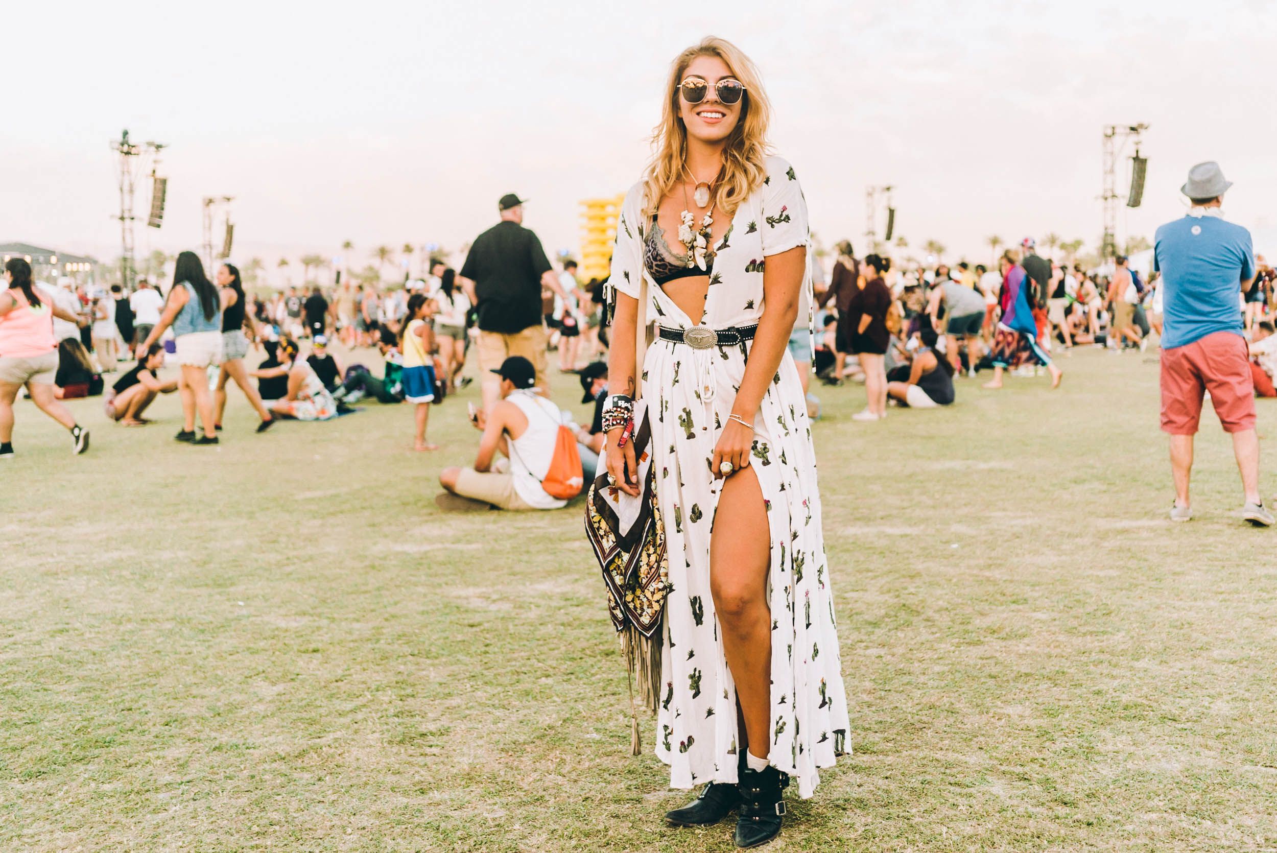 Best Coachella Outfits of 2016 - Street Style and Festival Fashion From  Coachella Music Festival