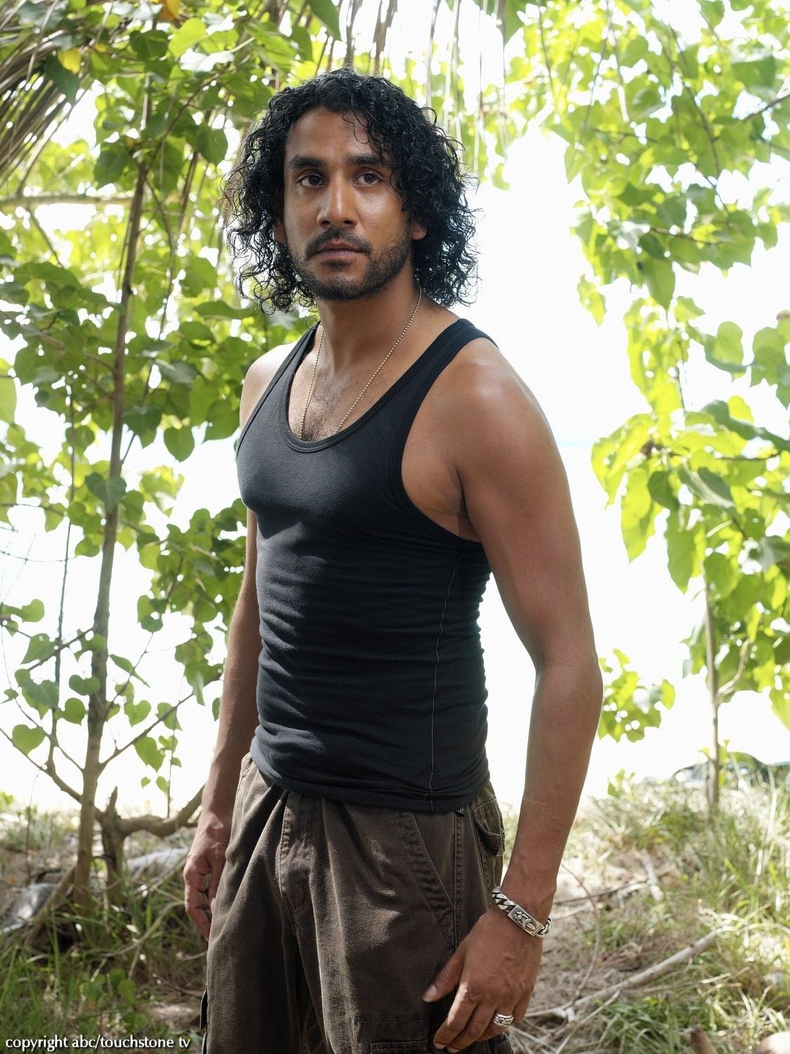 Naveen Andrews Girlfriend