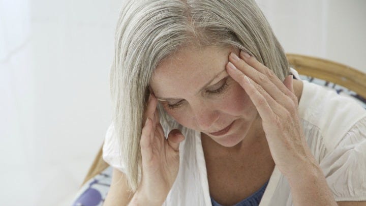 9 Early Signs of Menopause - Symptoms of Perimenopause