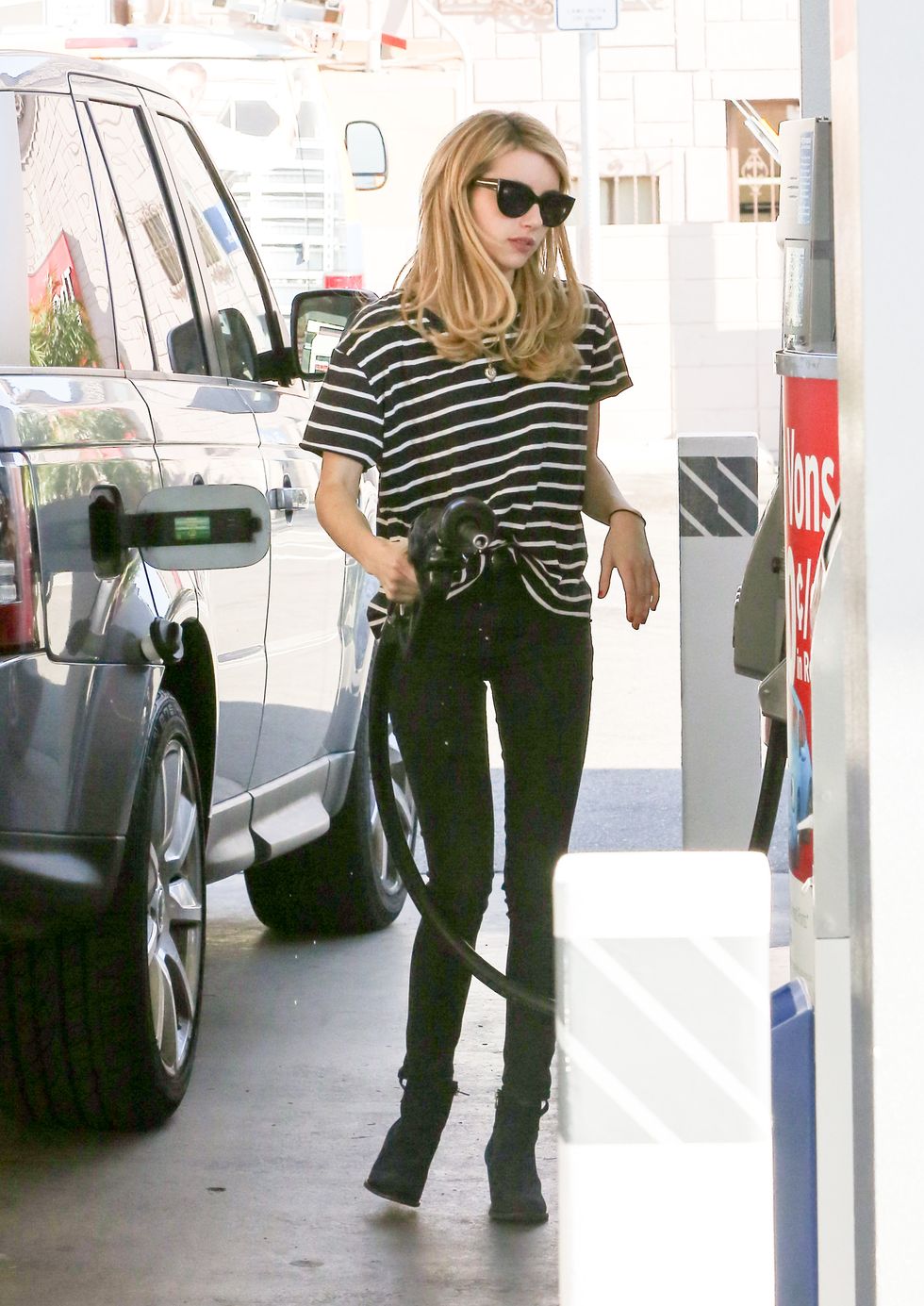 How does Emma Roberts look this chic while buying petrol?