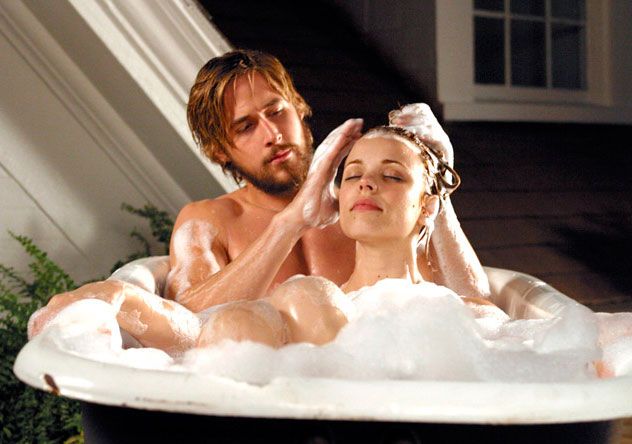 Ryan Gosling and Rachel McAdams in the bath - The Notebook