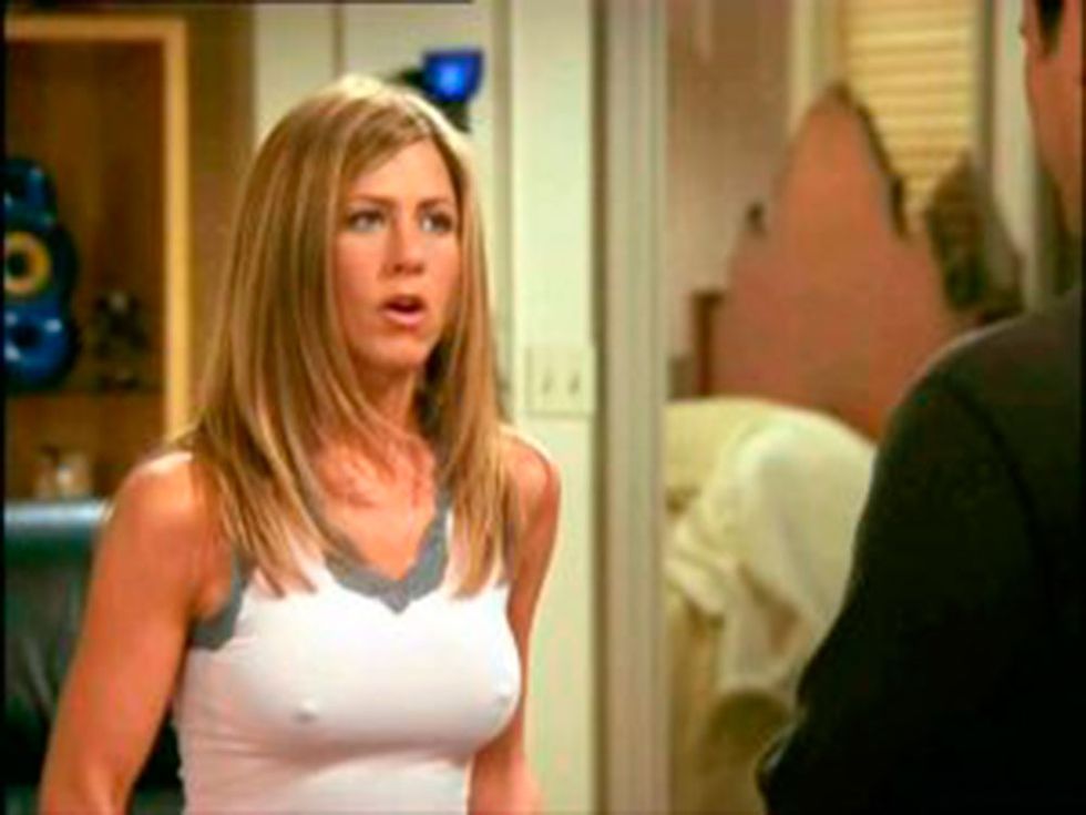 980px x 735px - Jennifer Aniston on why her nipples kept popping up on Friends