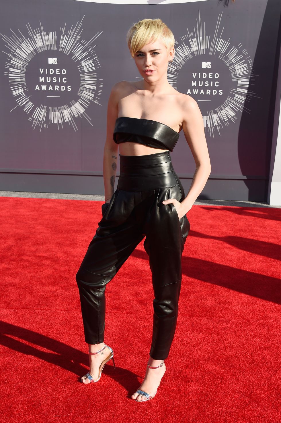 Miley Cyrus looks sexy at the MTV VMAs 2014