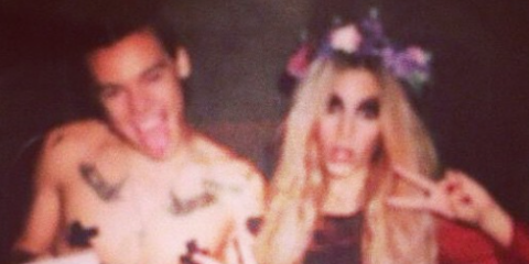 harry styles dressed as miley