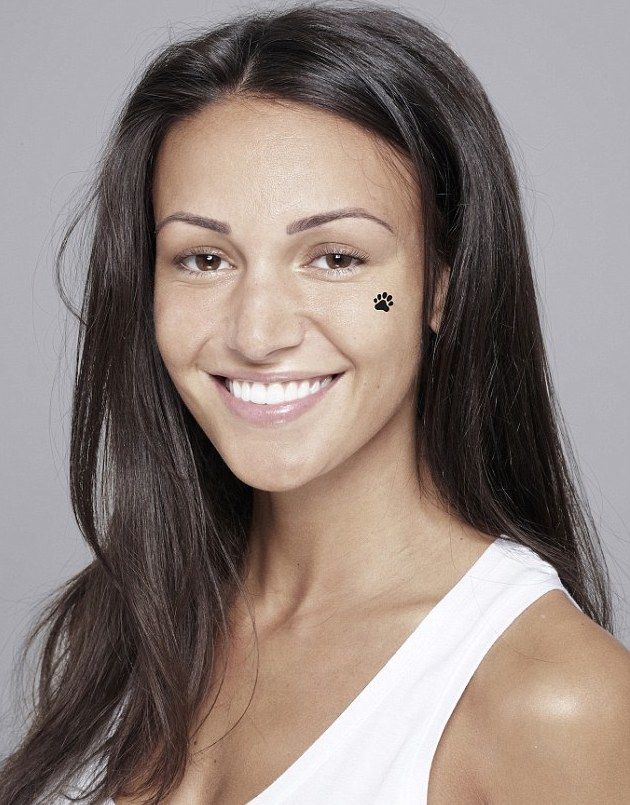 Michelle Keegan goes makeup-free