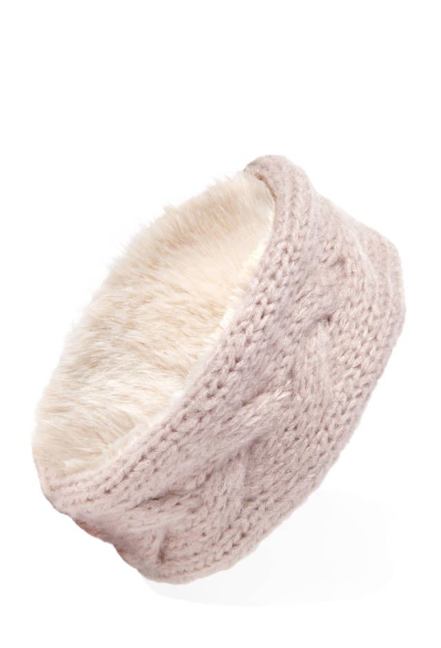 <a href="http://www.forever21.com/UK/Product/Product.aspx?br=F21&Category=acc_hair-accessories&ProductID=1000102120" target="_blank">Reversible faux fur head wrap, £5, Forever 21</a>