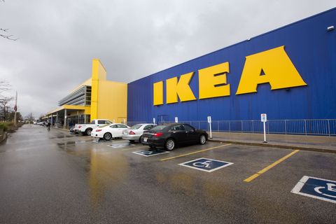 boy sleeps in ikea for a week after running away from home