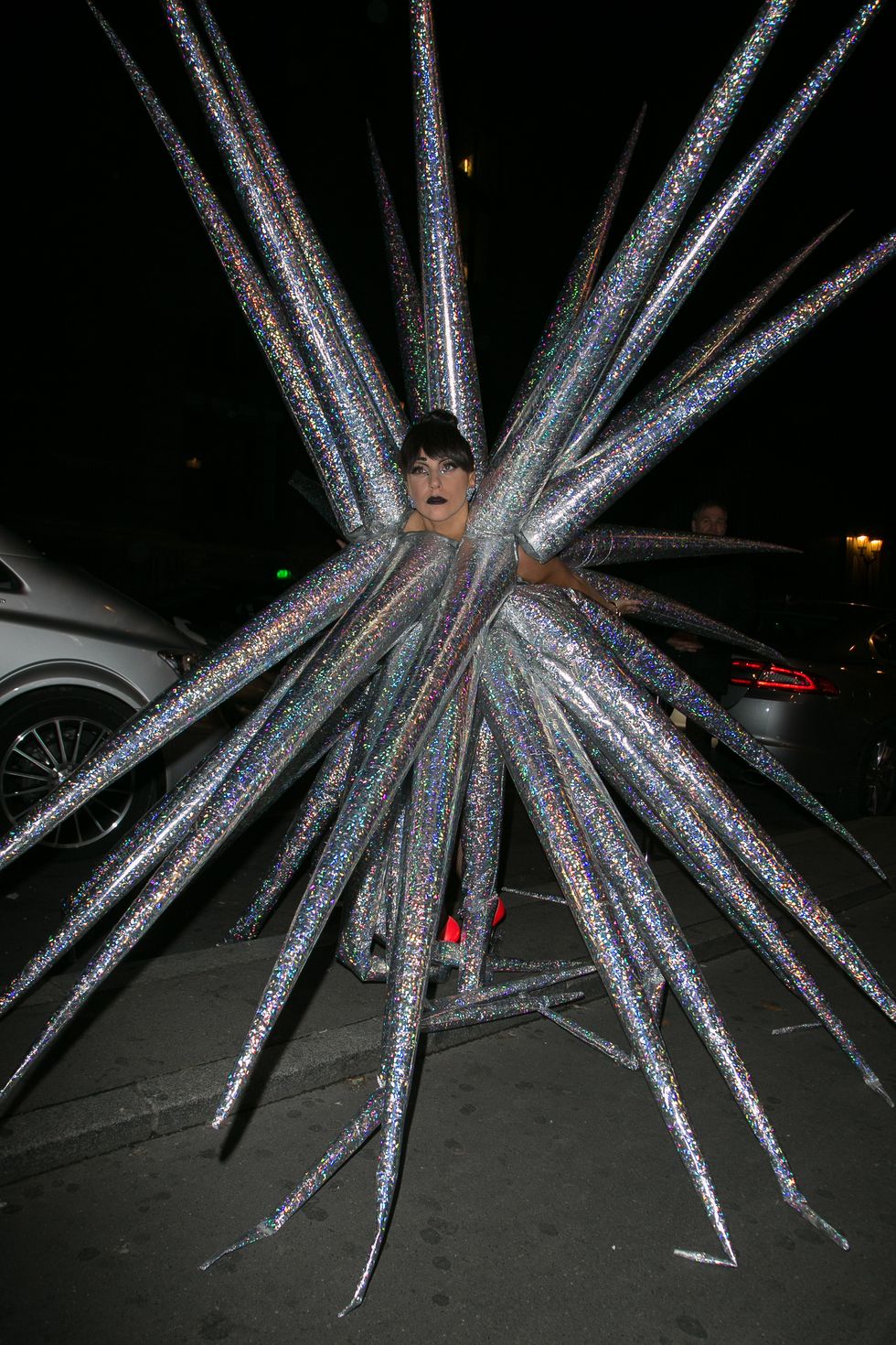 Lady Gaga dressed up as a Christmas decoration