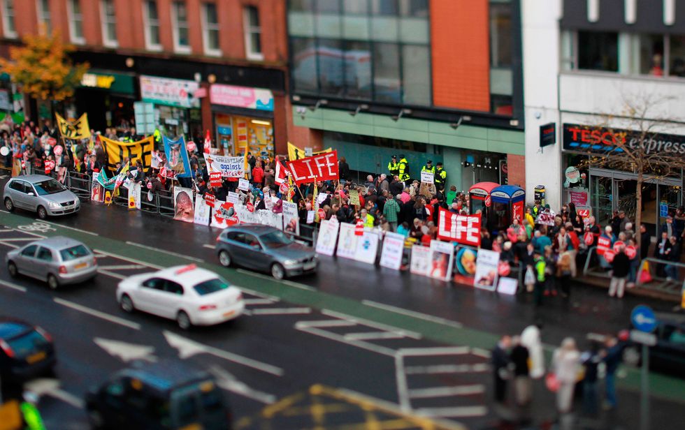 Back Off campaign calls for buffer zone around abortion clinics that ban protestors