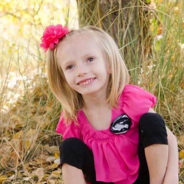 Meet Addie Fausett, the terminally ill child who has requested a lifetime supply of Christmas cards for her final Christmas