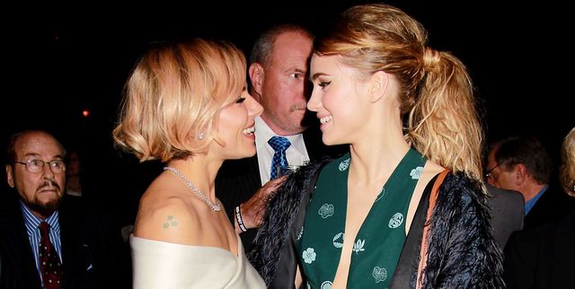 Sienna Miller and Suki Waterhouse American Sniper premiere NY hairstyle