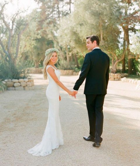 High School Musical acress Ashley Tisdale shared the beautiful snaps of her wedding day on Instagram and we couldn't have been more pleased. The star wore TWO dresses on her big day, including this simple stunner by Monique Lhuillier.