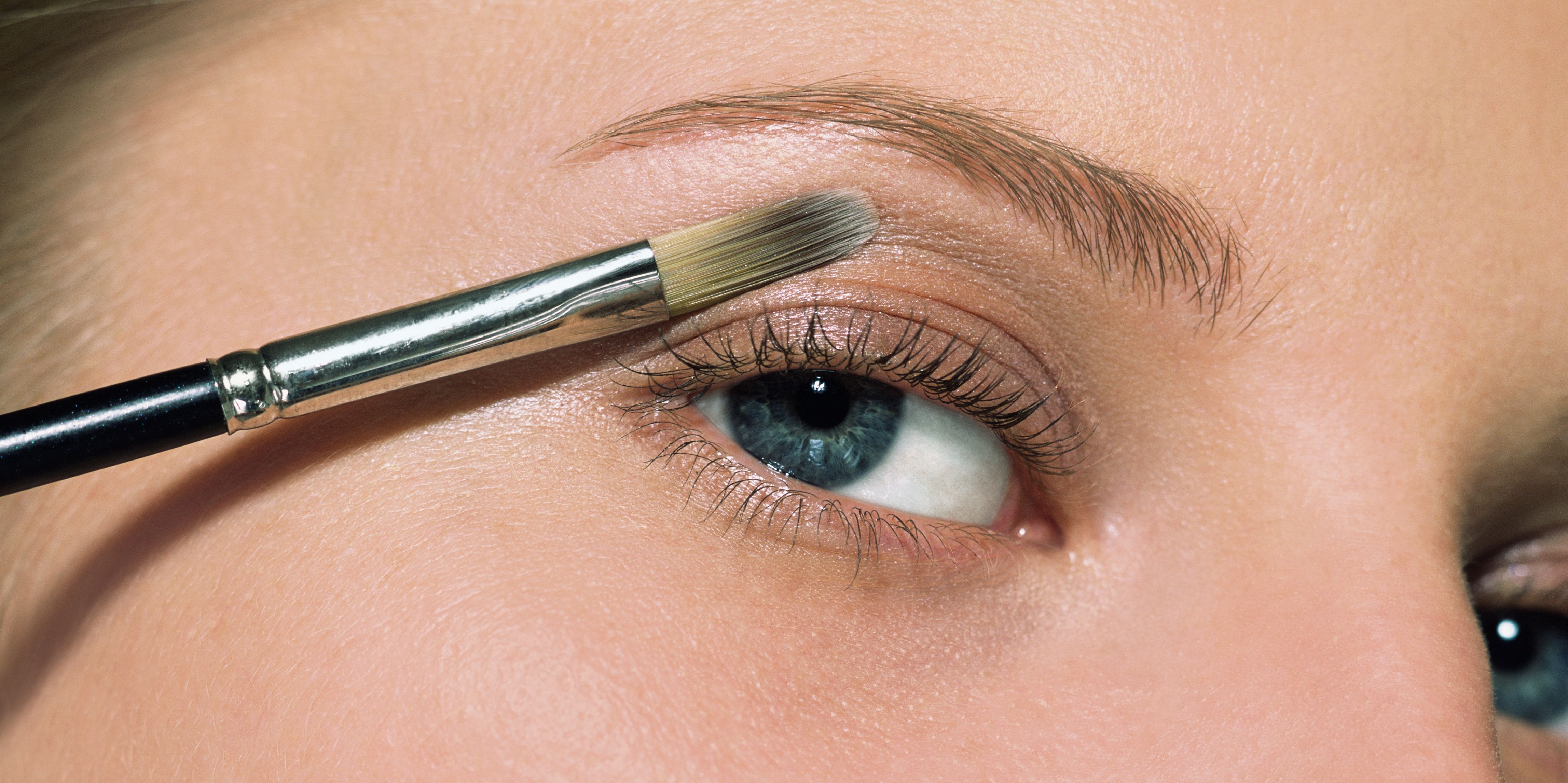 How To Make Your Eyes Appear Bigger With Makeup 