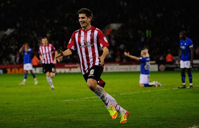 Convicted rapist Ched Evans has been signed to Oldham Athletic, sponsors are told