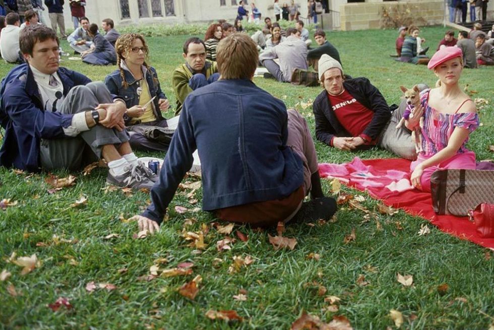 Legally Blonde - Elle Woods study group outside