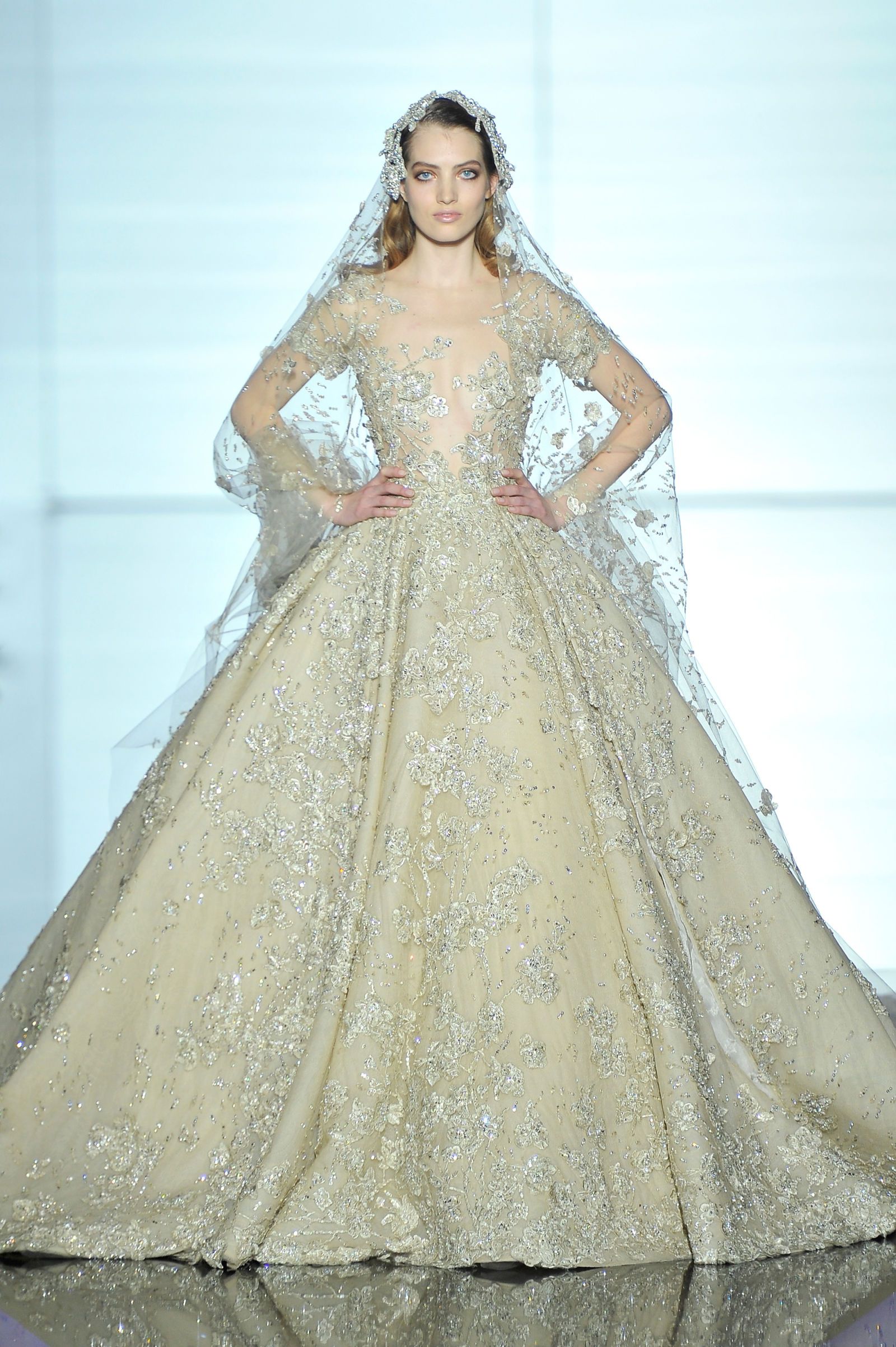 Haute couture hotsell wedding gowns