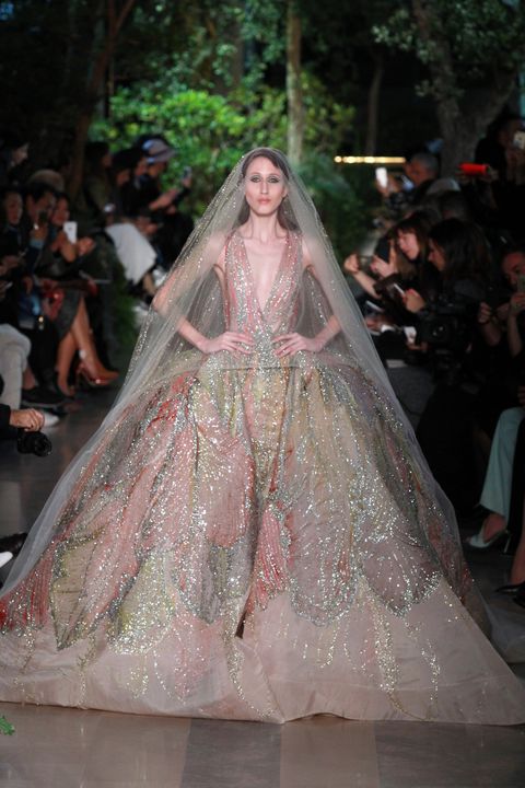 Wedding dresses from Paris Haute Couture Fashion Week to inspire your ...