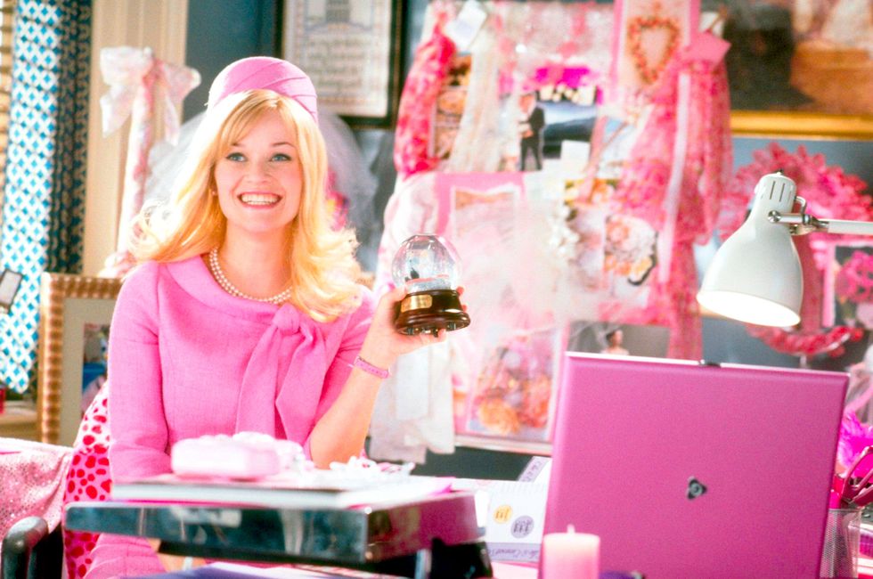 24 signs you *might* just be a little bit high maintenance - Elle Woods Legally Blonde