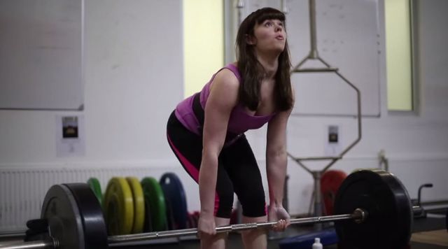 Oxford University Powerlifting Club shows us all how to 'lift like a girl'