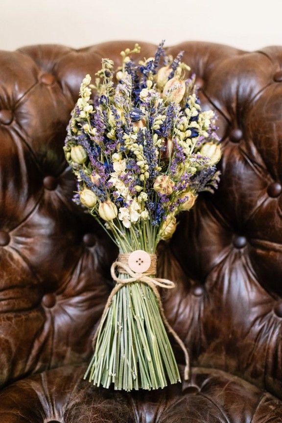 Brown, Bouquet, Liver, Natural material, Lavender, Photography, Still life photography, Wildflower, Cut flowers, Vase, 