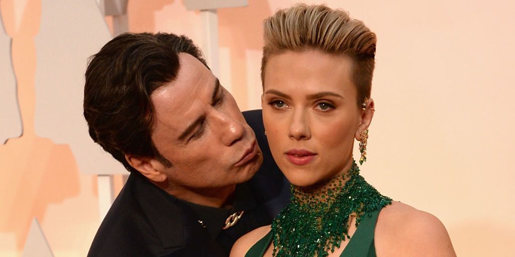 Scarlett Johansson Finally Explains John Travoltas Awkward Oscars Kiss 6995