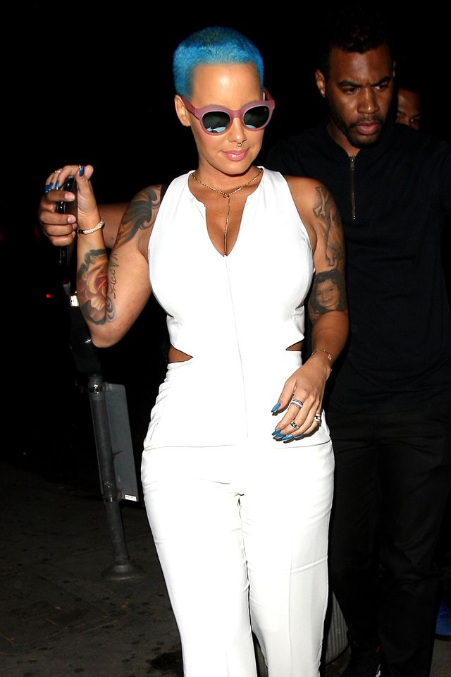 Amber Rose with blue hair at Penthouse nightclub