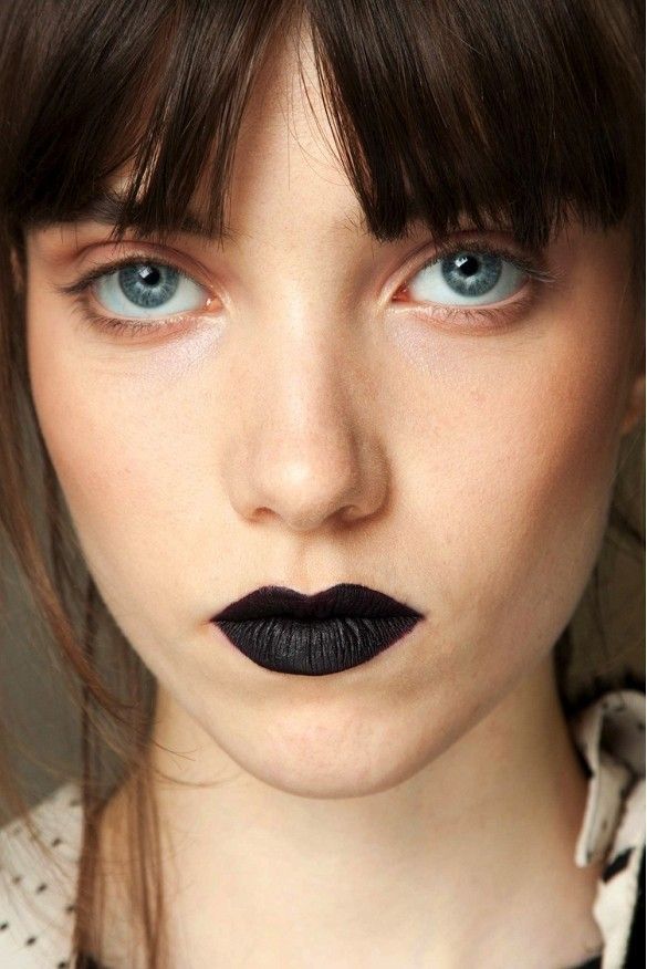 Black lipstick ideas